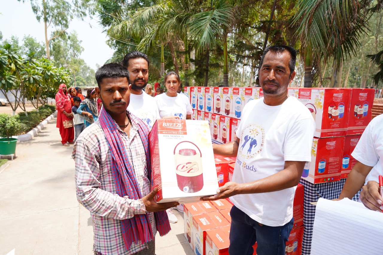 Supporting the poor brick kiln labourers during intense heat wave