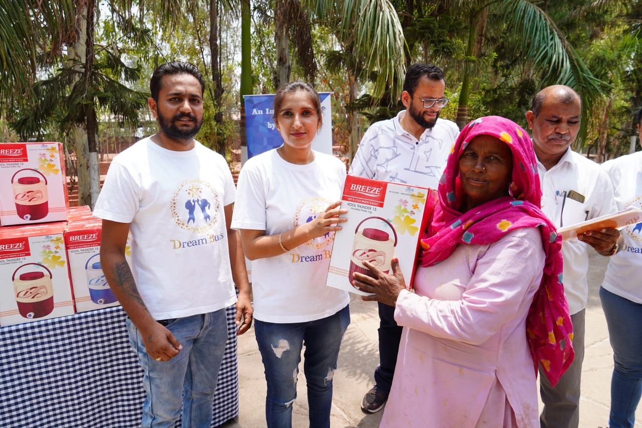 Supporting the poor brick kiln labourers during intense heat wave