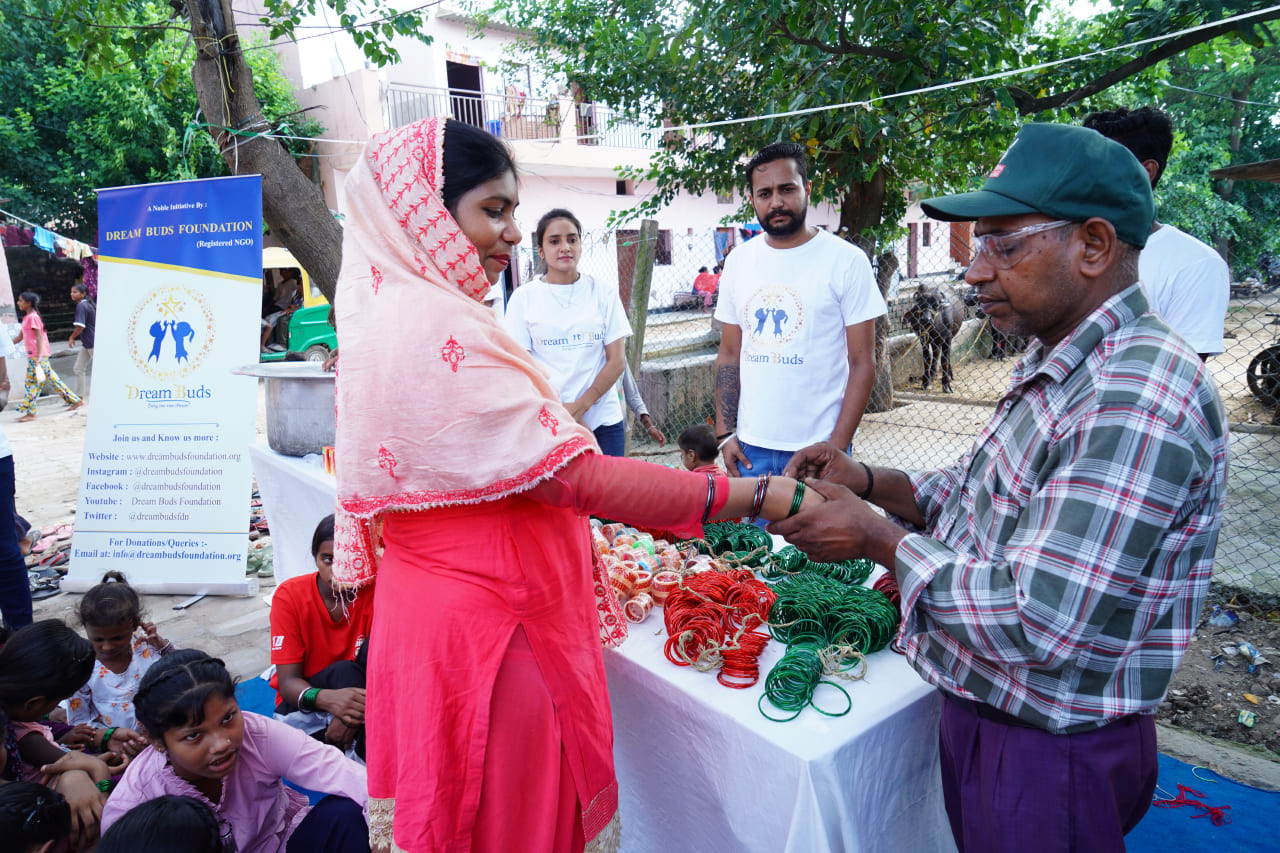 Festivities with underprivileged women