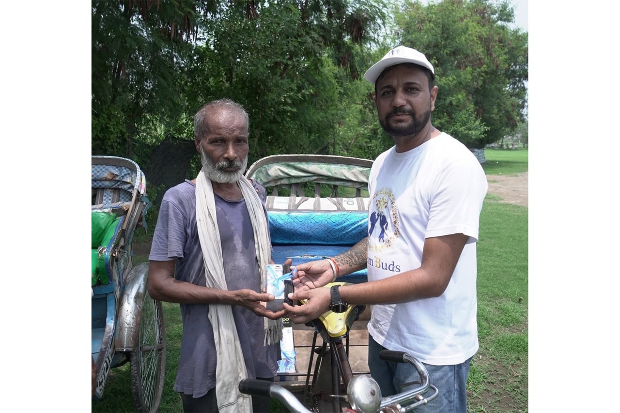 Supporting the Rickshaw Pullers during hot weather