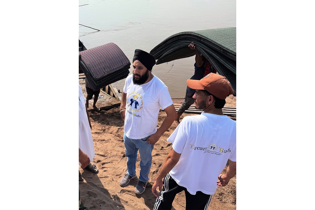 Immediate relief assistance during Punjab Floods